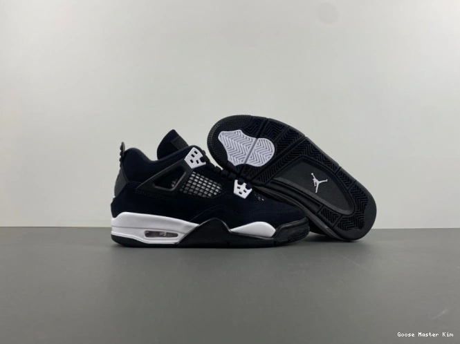 4 Jordan Thunder FQ8213-001 Retro White Air 0811